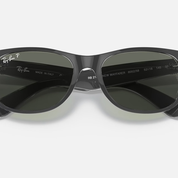 COPY - Ray-Ban New Wayfarer polarized sunglasses (RB2132) - Picture 11 of 11